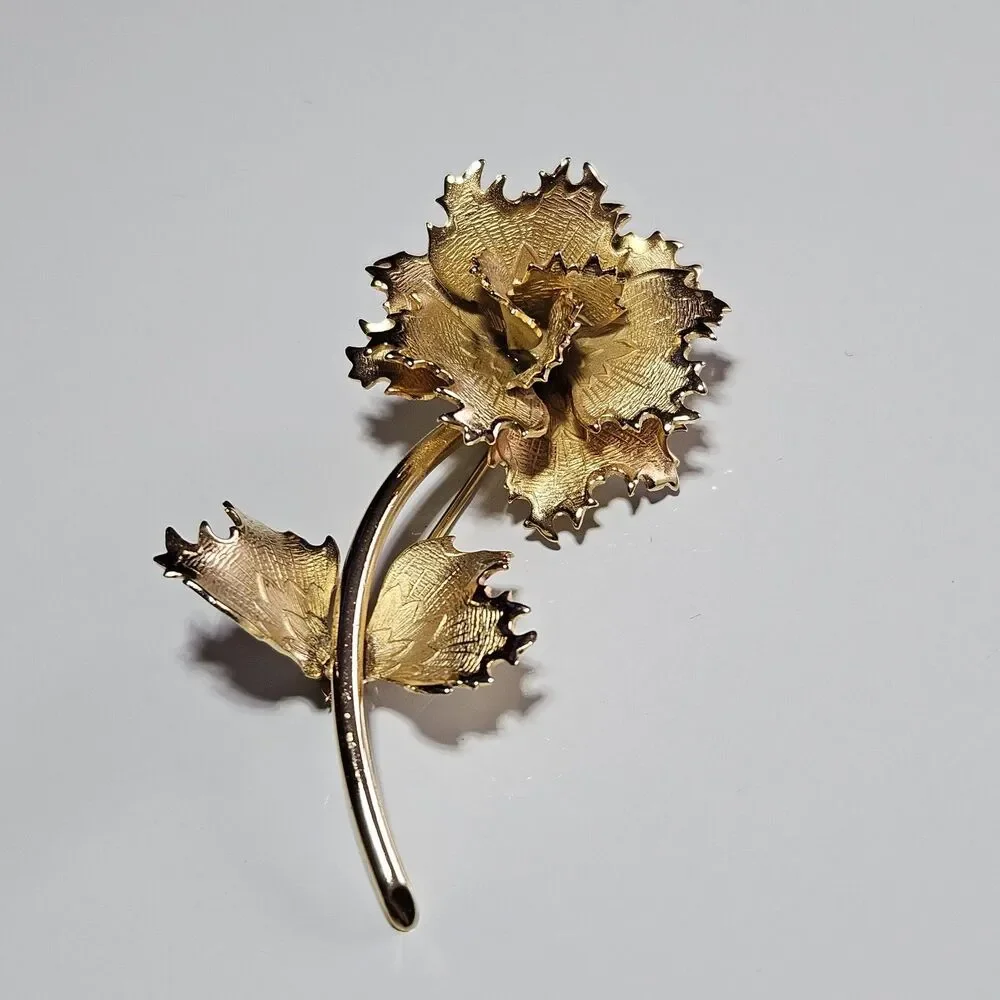 Unbranded vintage gold